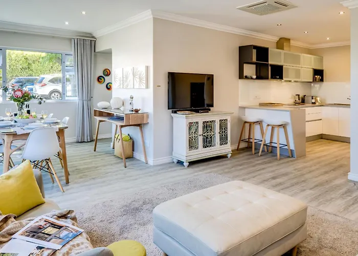 0m² 2 slaapkamer, 1 privé badkamer Appartement in Camps Baai